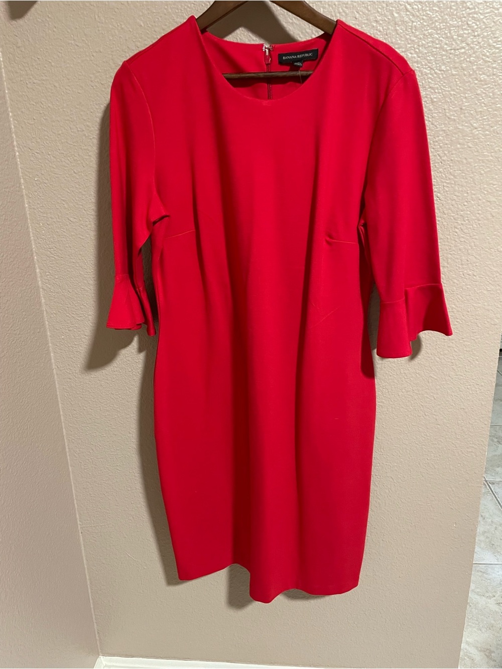 Banana Republic Red Ruffle-Sleeve Sheath Dress NEW with tags